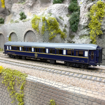 Voiture-lits type WL lx20 "Metro MD", Français / Allemand, CIWL, Ep. IVa, éclairage - LSMODELS 49244 - HO 1/87