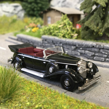 Mercedes Benz 770K cabriolet, noire, 1938 - BREKINA 21058 - HO 1/87