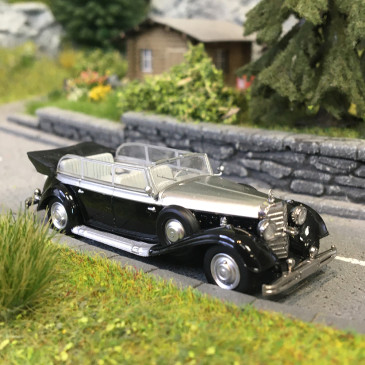 Mercedes Benz 770K cabriolet, noire / gris argent, de Erik Charell, 1938 - BREKINA 21059 - HO 1/87