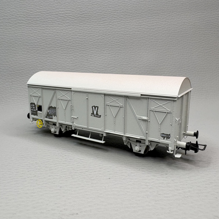 Wagon couvert type US, Ex G4 "V", Bretigny, SNCF - JOUEF HJ6311