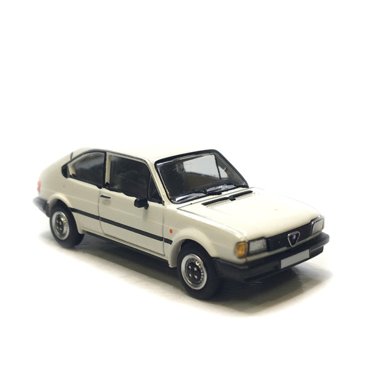 Alfa Roméo Alfasud Ti, blanc, 1980 - PCX870709 - HO 1/87