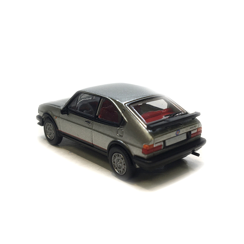 Alfa Roméo Alfasud Ti, gris argent, 1980 - PCX870711 - HO 1/87