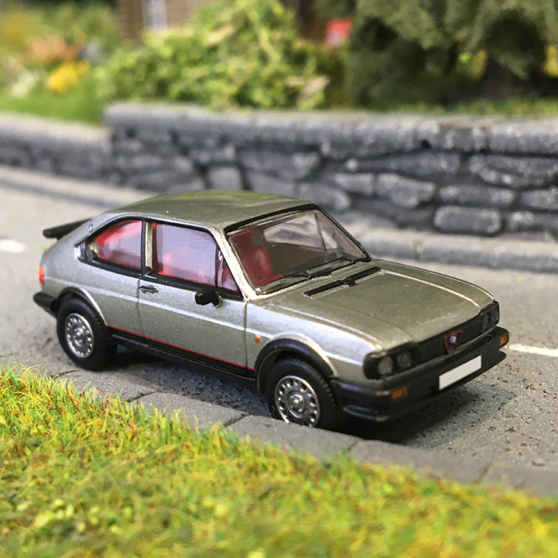 Alfa Roméo Alfasud Ti, gris argent, 1980 - PCX870711 - HO 1/87