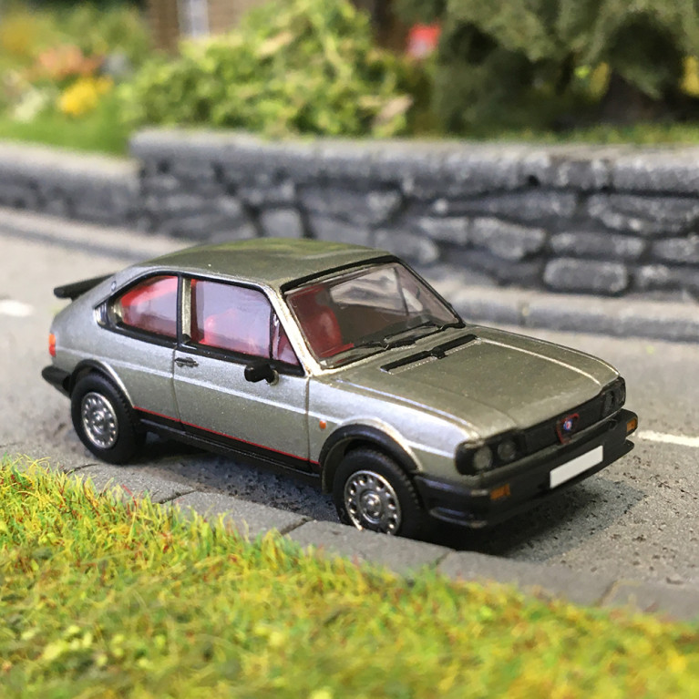 Alfa Roméo Alfasud Ti, gris argent, 1980 - PCX870711 - HO 1/87