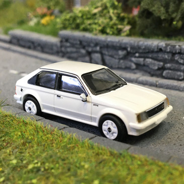 Opel Kadett D GTE, blanc, 1983 - PCX870736 - HO 1/87