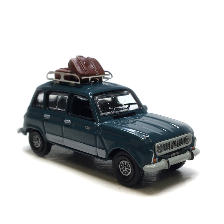 Renault 4, vert séquoia, galerie de toit et 2 valises - SAI 1764 - HO 1/87