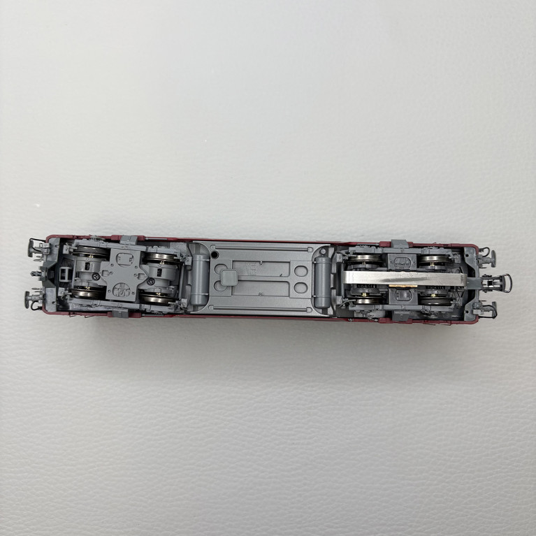 Locomotive diesel  BB 67613, rouge Capitole, logo nouille, SNCF - REE MB-243SAC