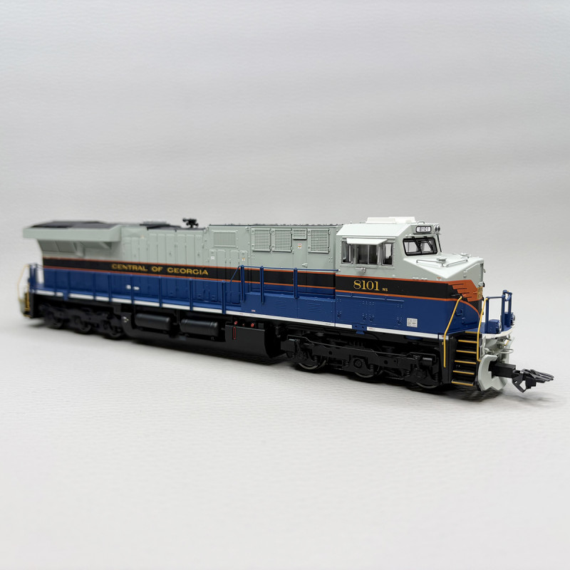 Locomotive diesel type GE ES44AC 8101, Central Of Georgia, USA - MARKLIN 38443