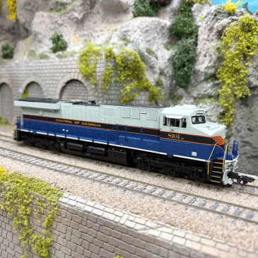 Locomotive diesel type GE ES44AC 8101, Central Of Georgia, USA, Ep. VI, digital son - MARKLIN 38443 - HO 1/87