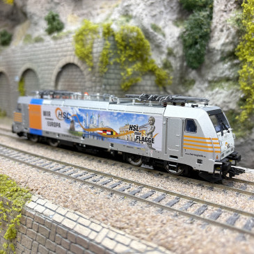 Locomotive électrique 186 181-4, "HLS", Railpool GmbH, Ep. VI, digital son - TRIX 25803 - HO 1/87