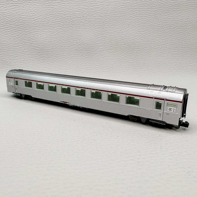 Voiture TEE "Mistral", (A8tu) Nice-Paris, SNCF - ARNOLD HN4503