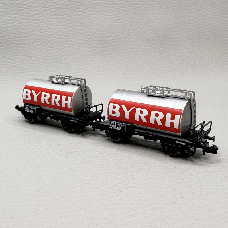 2 wagons citernes 2 essieux "BYRRH / Préfontaines", SNCF - ARNOLD HN6702