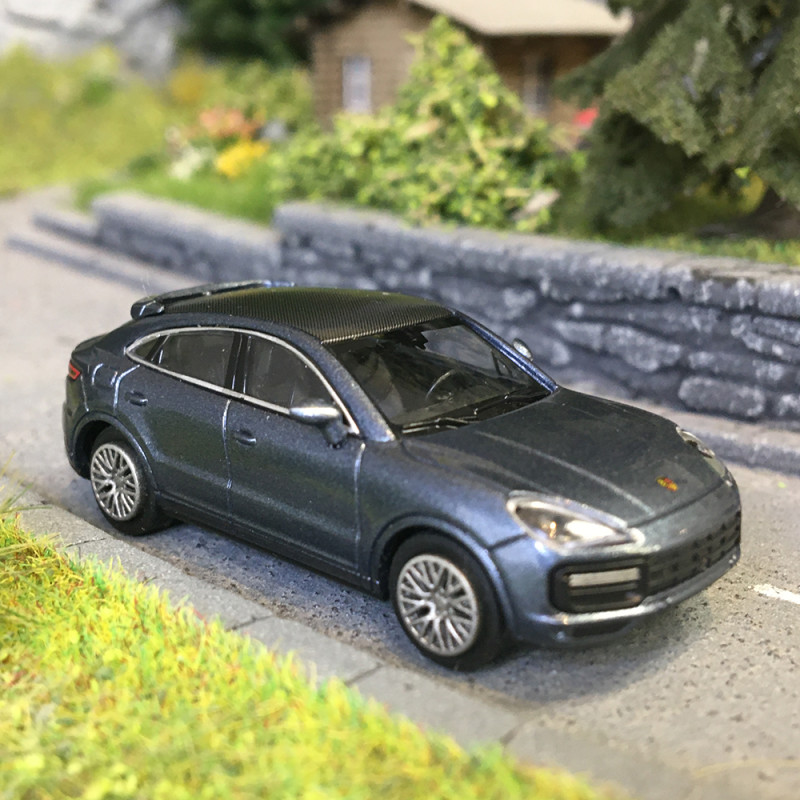 Porsche Cayenne Turbo coupé, bleu métallisé, 2019 - Minichamps 870069124 - 1/87