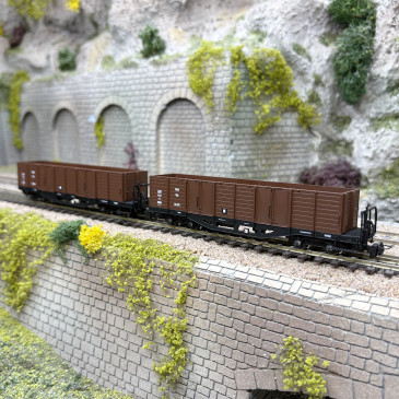 2 wagons tombereau type OOm/s, ÖBB, voie étroite, Ep. IV  - ROCO 6640004 - HOe 1/87