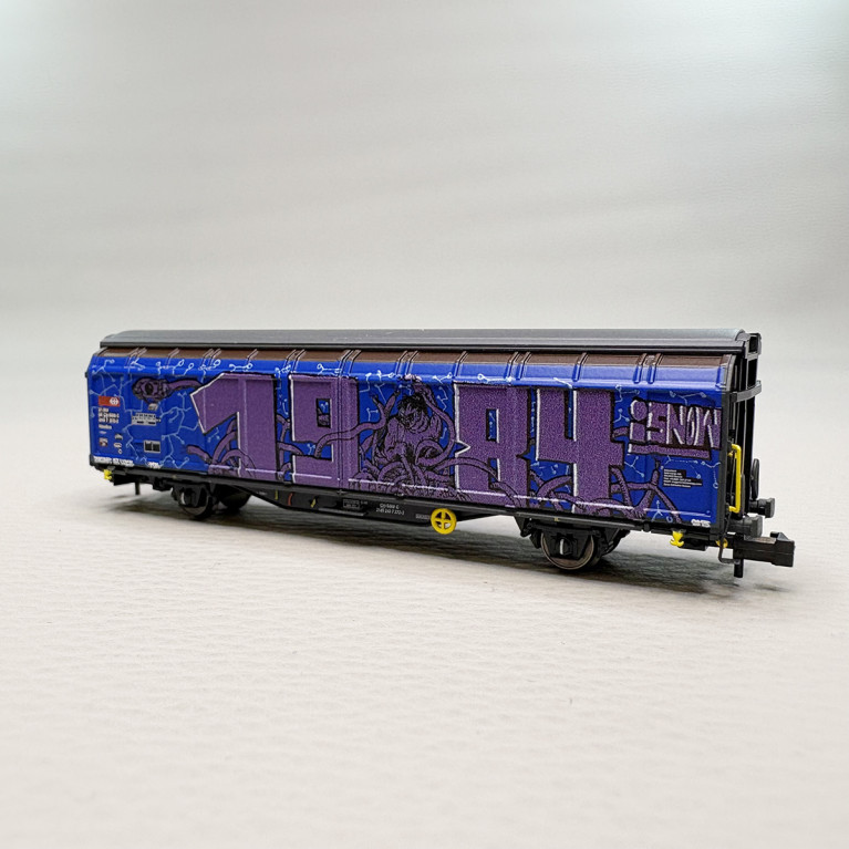 Wagon à parois coulissantes Hbbillns avec graffiti, SBB - HOBBYTRAIN H24666
