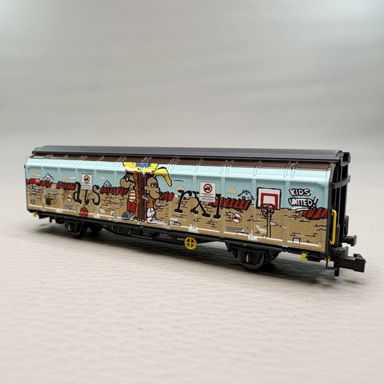 Wagon à parois coulissantes Hbbillns avec graffiti, SBB - HOBBYTRAIN H24663