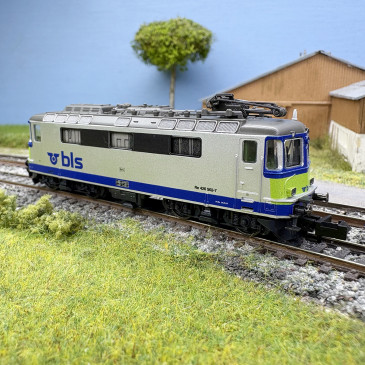 Locomotive électrique Re 420503-7, BLS, Ep. VI, digital son - MINITRIX 16884 - N 1/160