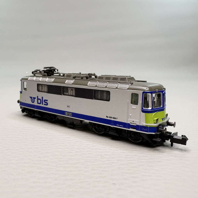 Locomotive électrique Re 420503-7, BLS - MINITRIX 16884