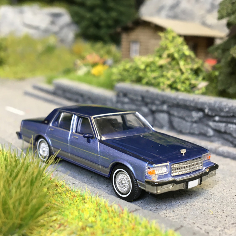 Chevrolet Caprice, bleu clair / bleu foncé, 1987 - BREKINA 19707 - HO 1/87