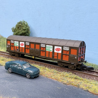 JOUEF WAGON COUVERT à essieux Sernam légère patine ep IV SNCF HO 1/87 EUR 22,50 - FR