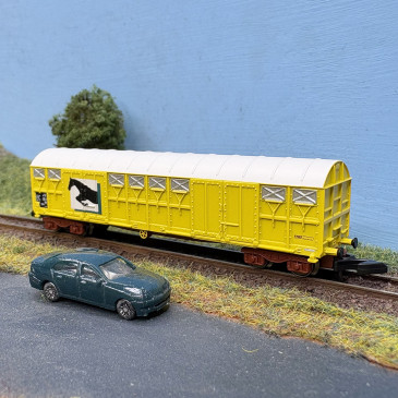 Wagon couvert transport de chevaux "logo cheval", SNCF, Ep. IV et V - AZAR MODELS W04-CH - Z 1/220