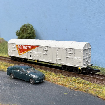 Wagon couvert transport de marchandises "SERNAM", SNCF, Ep. IV et V - AZAR MODELS W04-SNG - Z 1/220