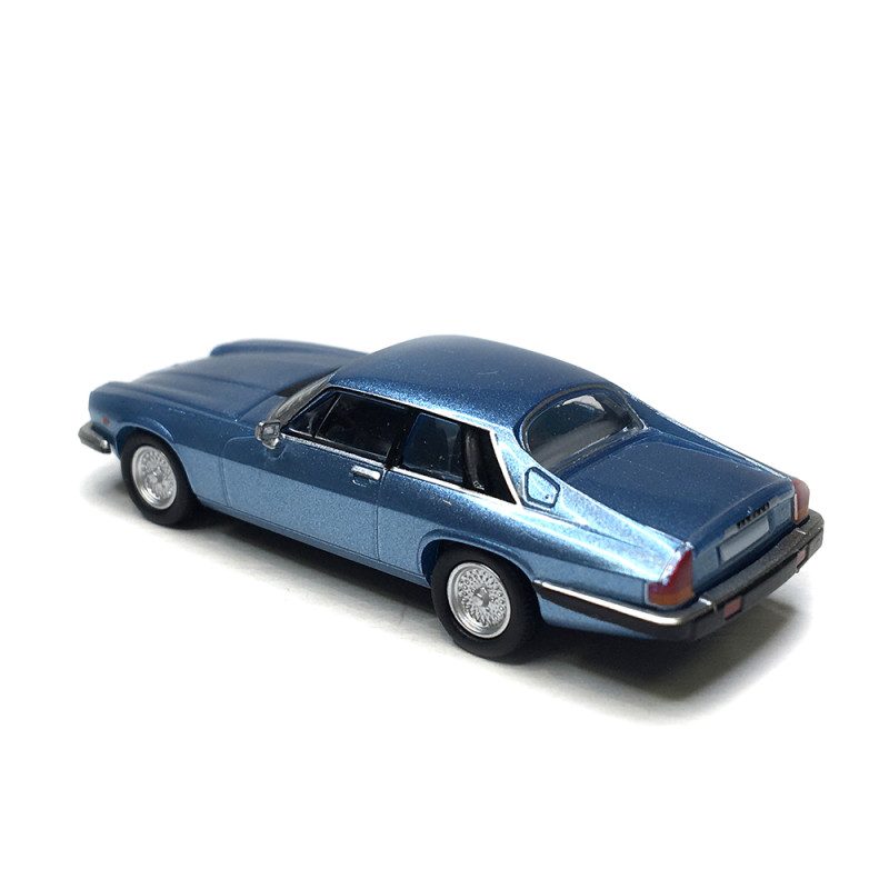 Jaguar XJ-S, bleu clair métallisé, 1981 - PCX 870330 - HO 1/87