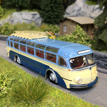Autocar Mercedes benz O 6600 H, beige / bleu clair, 1951 - BREKINA 50506 - HO 1/87