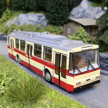 Škoda 14Tr, beige / rouge, 1982 - BREKINA 61375 - HO 1/87