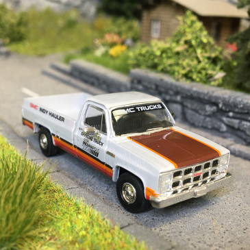GMC C/K Sierra Grande, Indy Hauler, 1983 - BREKINA 19657 - HO 1/87