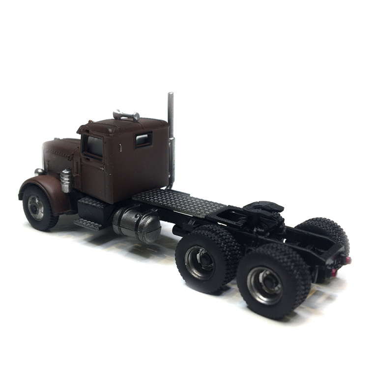 Tracteur Peterbilt 281, rouillé du film duel, 1980 - BREKINA 85752 - HO 1/87