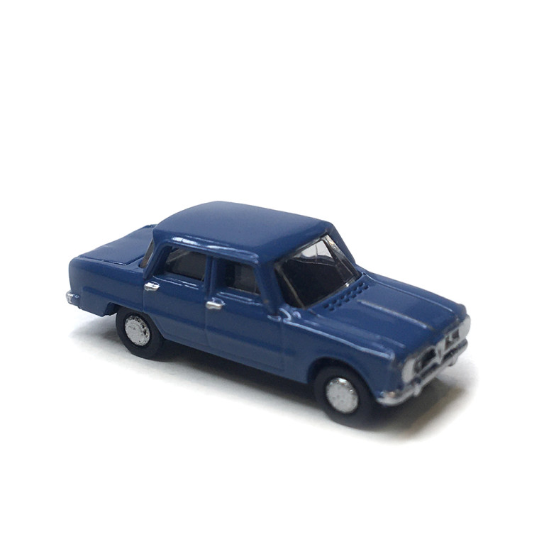Alfa Romeo Giulia, bleu clair, 1962 - Starline Models 61412 - N 1/160