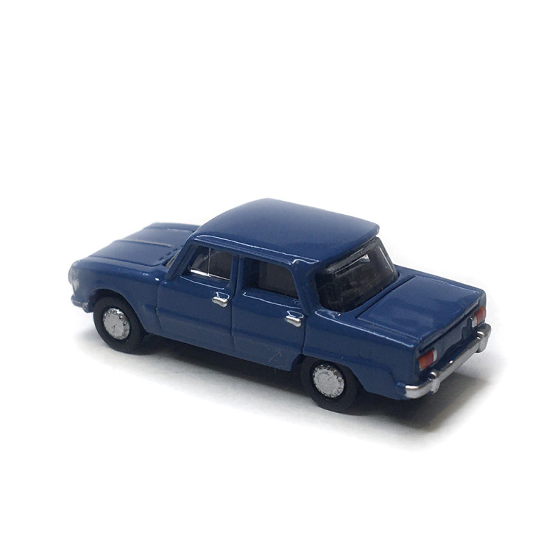 Alfa Romeo Giulia, bleu clair, 1962 - Starline Models 61412 - N 1/160