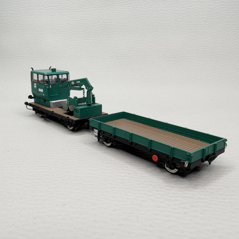 Draisine diesel de maintenance Klv 53 avec wagon, BASF- RIVAROSSI HR2913D