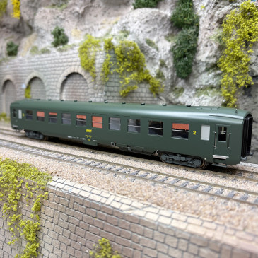 Voiture DEV AO courte, U52, B10, logo encadré jaune, SNCF, Ep. IV - REE VB-393 - HO 1/87
