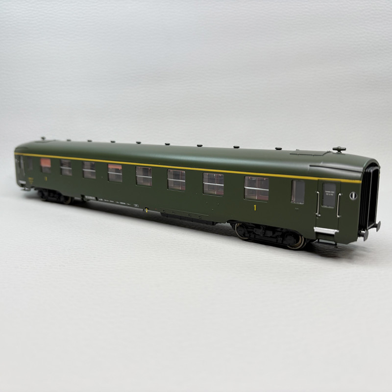 Voiture DEV AO courte, U53, A8, 1CL, SNCF - REE VB-391