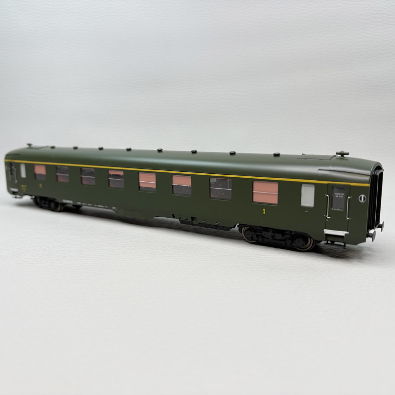 Voiture DEV AO courte, U53, A8, 1CL, SNCF - REE VB-391