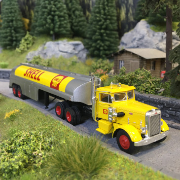Camion Peterbilt 281 semi-remorque citerne, Shell, 1955 - BREKINA 85762 - HO 1/87