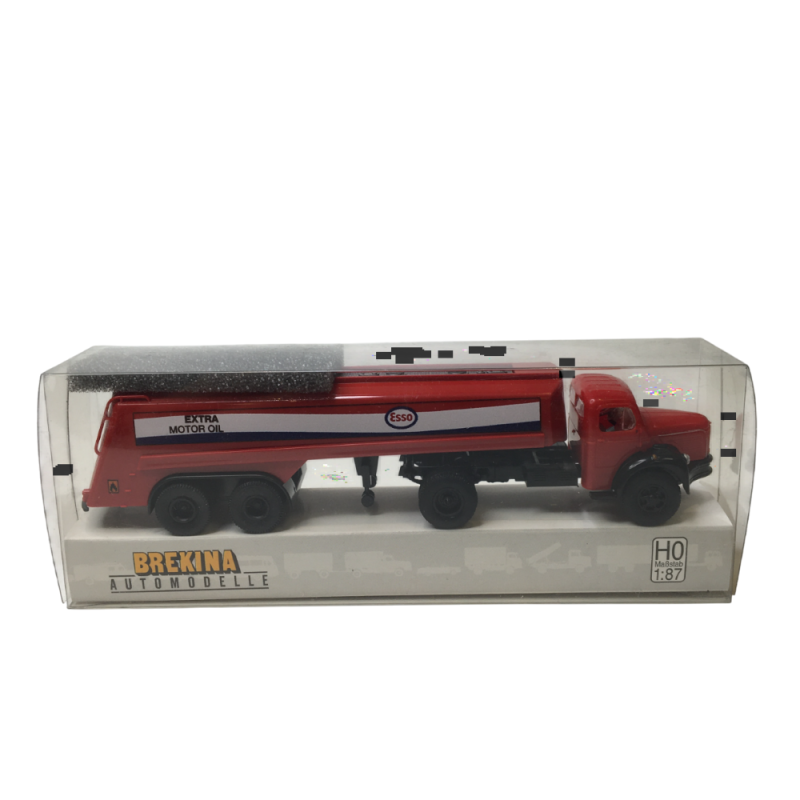 Camion citerne Berliet TLR 8 TSZ, Esso, 1950 - BREKINA 85413 - HO 1/87