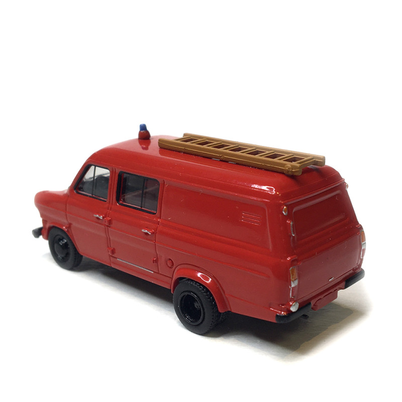 Ford Transit Mk.1, rouge, 1970 - BREKINA 34160 - HO 1/87