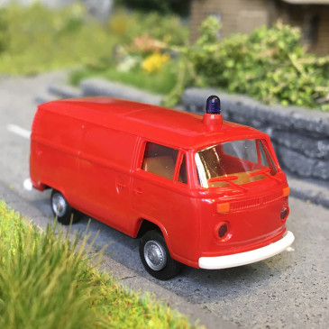 Volkswagen T2, fourgon des pompiers, 1973 - BREKINA 33550 - HO 1/87