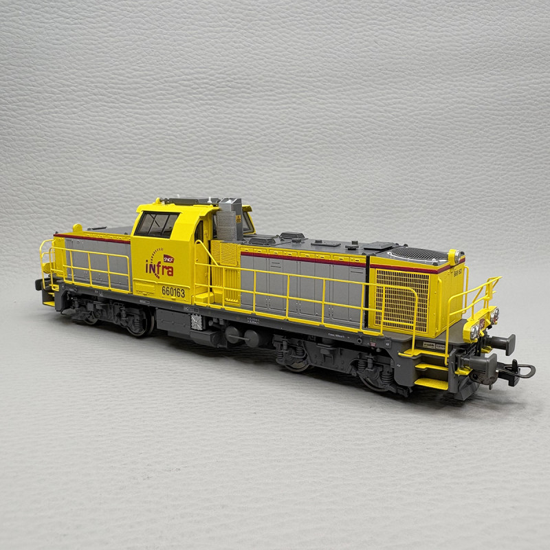 Locomotive diesel BB 660163, "INFRA", logo Carmillon, SNCF - PIKO 96493