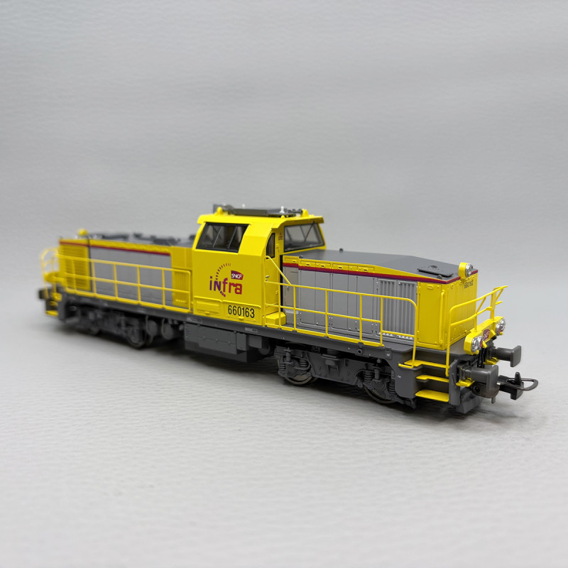 Locomotive diesel BB 660163, "INFRA", logo Carmillon, SNCF - PIKO 96493