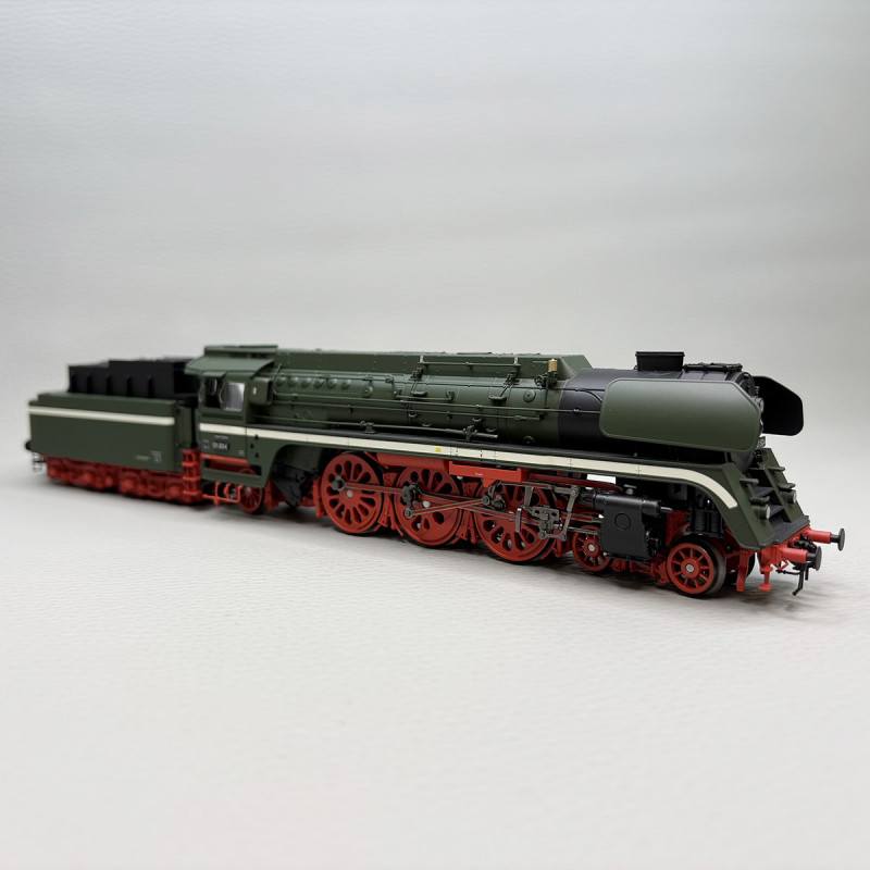 Locomotive à vapeur express BR 01 504, RDA (DR/GRD) - Marklin 38205
