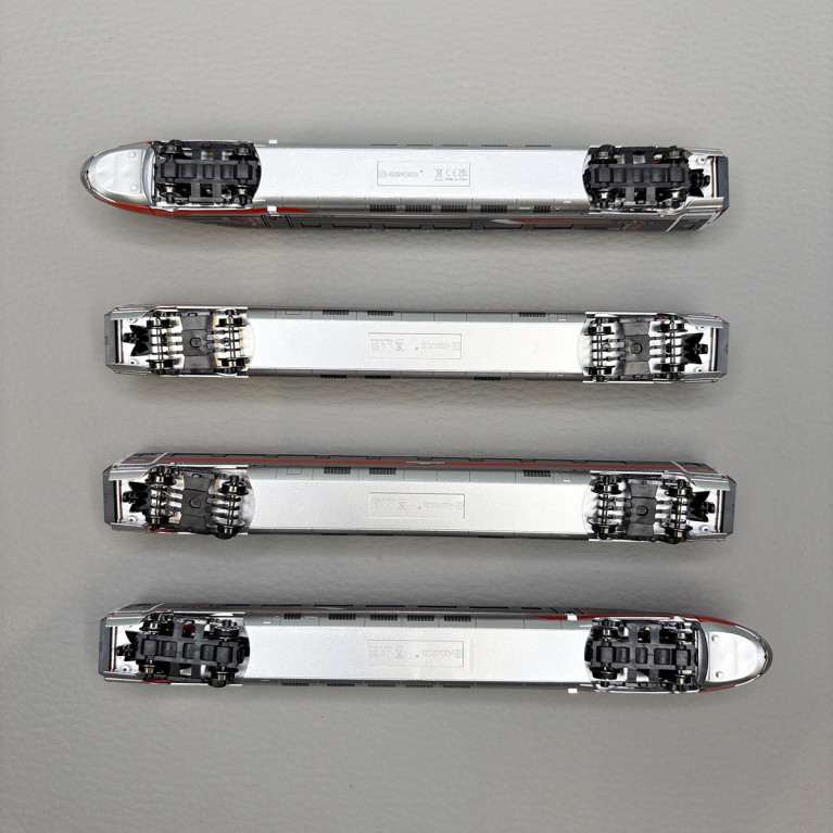 Trenitalia, 4 éléments, "Frecciarossa 1000", pub Ducati, FS - ARNOLD HN2620