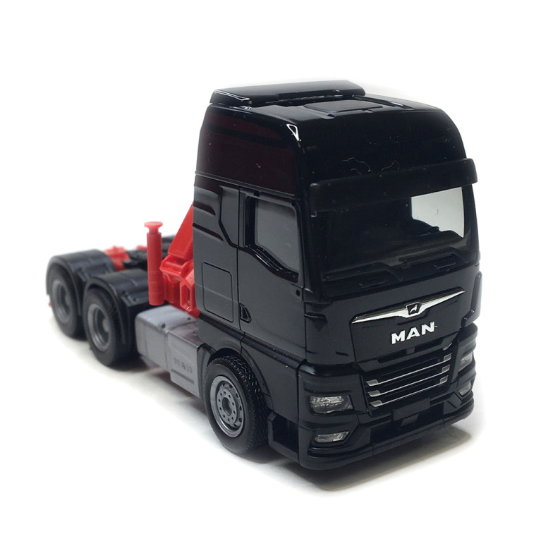 MAN TGX GX avec grue de chargement, noir / rouge - HERPA 313100-003  - HO 1/87