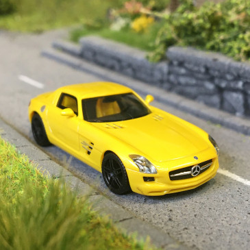 Mercedes Benz SLS AMG, jaune - HERPA 430784-003 - HO 1/87
