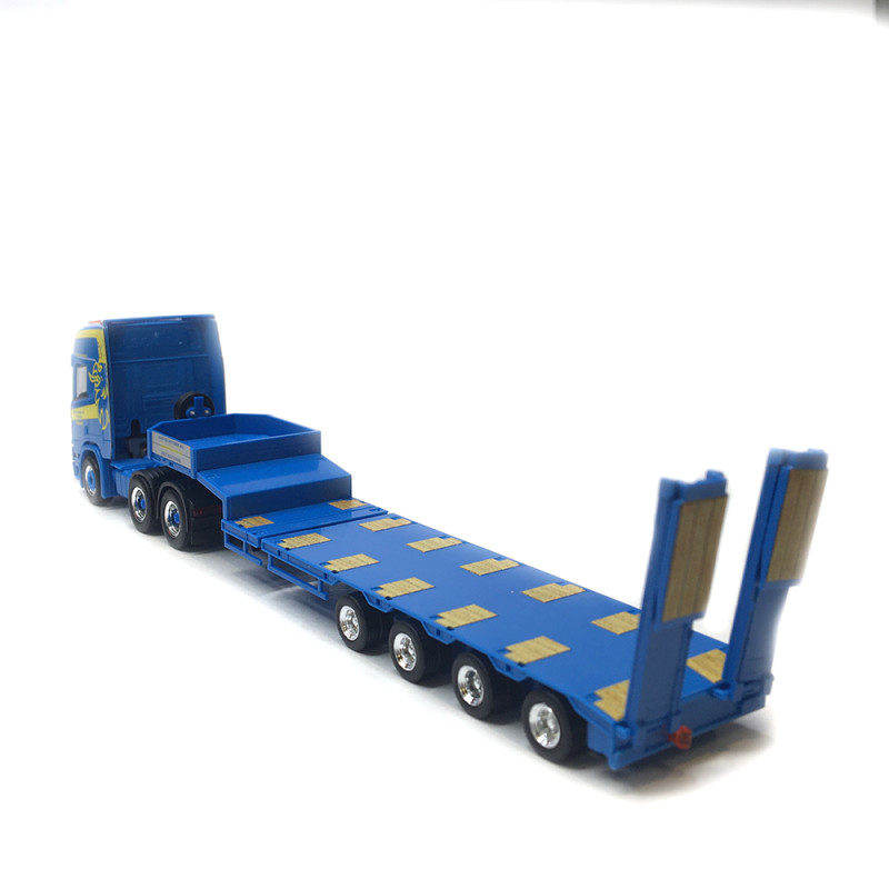 Scania CR 20 HD semi-surbaissée avec rampes, Martin Wittwer Wattenwil - HERPA 318884 - HO 1/87