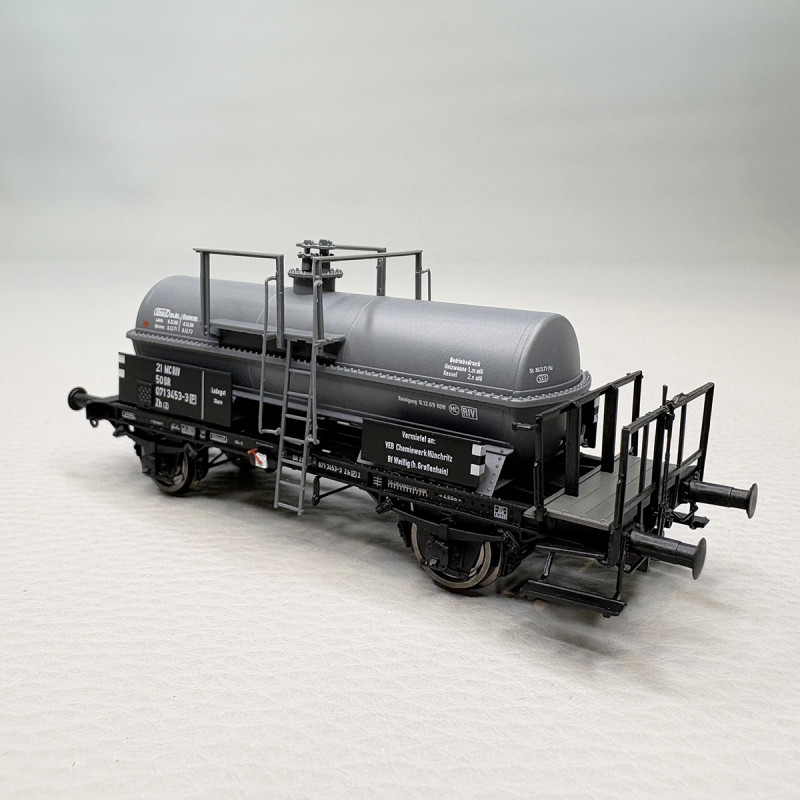 Wagon citerne type Zh, transport produit chimique, DR - BRAWA 50085