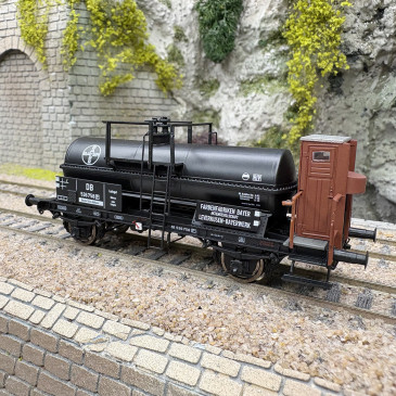 Wagon citerne type Z, transport produit chimique "Bayer", DB, Ep. III - BRAWA 50082 - HO 1/87